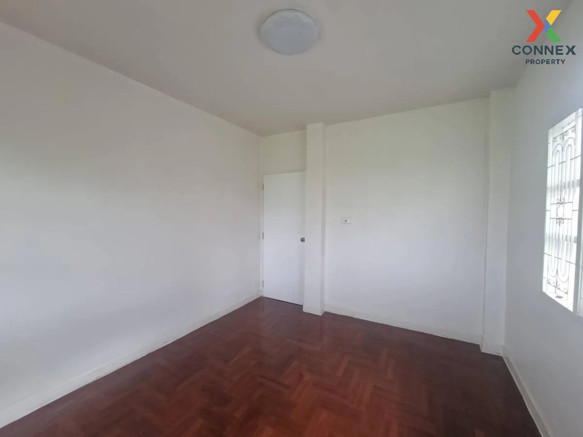 ขายบ้าน  บ้านศิรินทรา ร่มเกล้า - สุวรรณภูมิ คลองสามประเวศ เขต ลาด