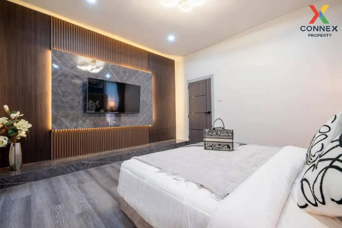 ขายบ้าน  พัทยา ฮิลล์ 2 วิวสวย หน้ากว้าง เมืองพัทยา บางละมุง ชลบุร