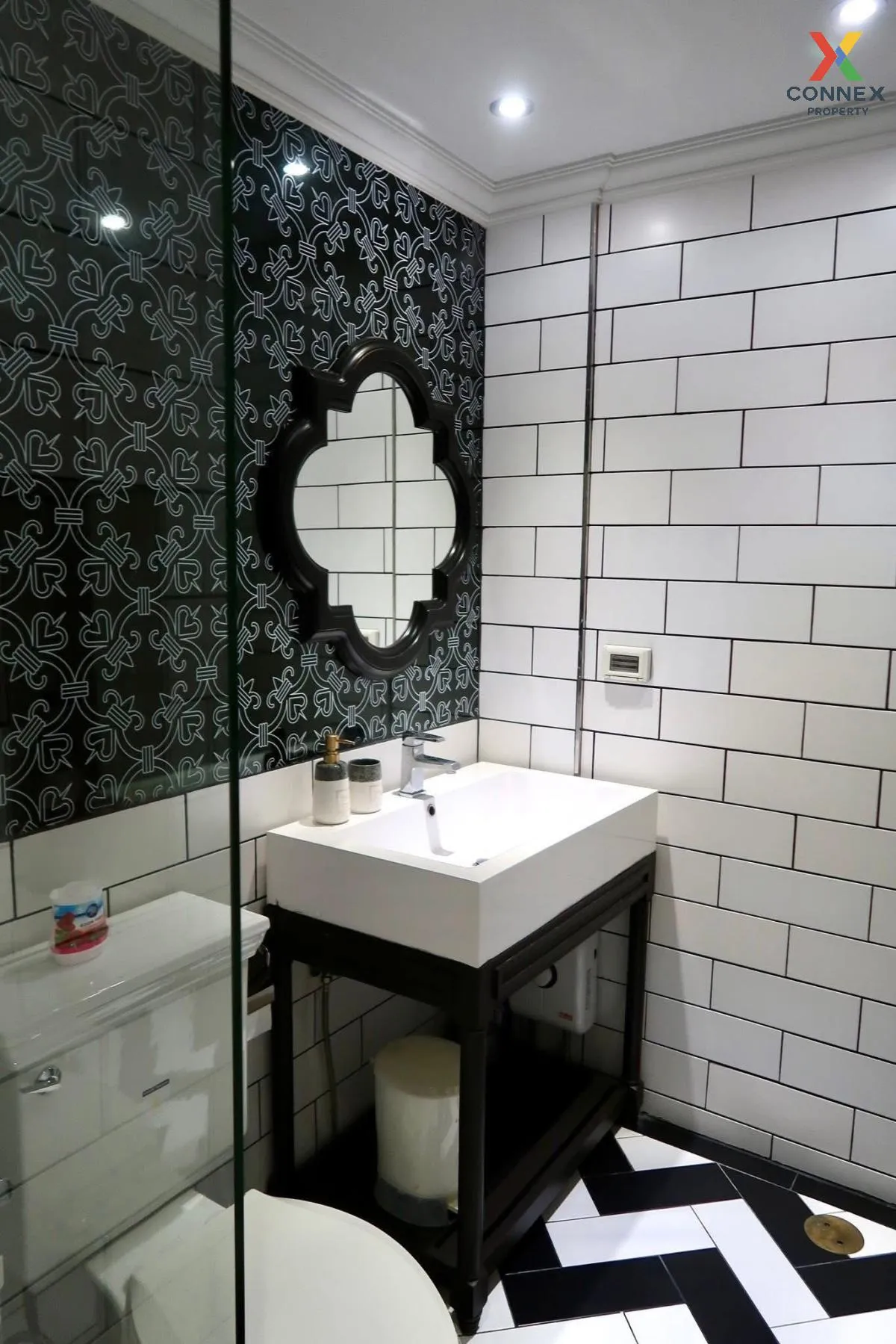 ขายคอนโด  เวเนเชี่ยน ซิกเนเจอร์ คอนโด รีสอร์ท พัทยา นาจอมเทียน สั