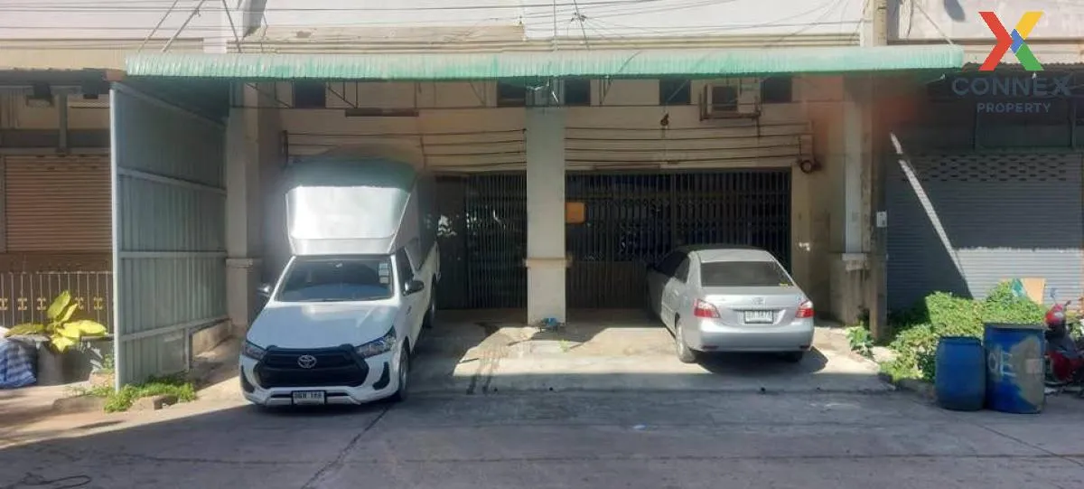 ขายอาคารพาณิชย์ 3 ชั้นครึ่ง   แพรกษา เมืองสมุทรปราการ สมุทรปราการ 1