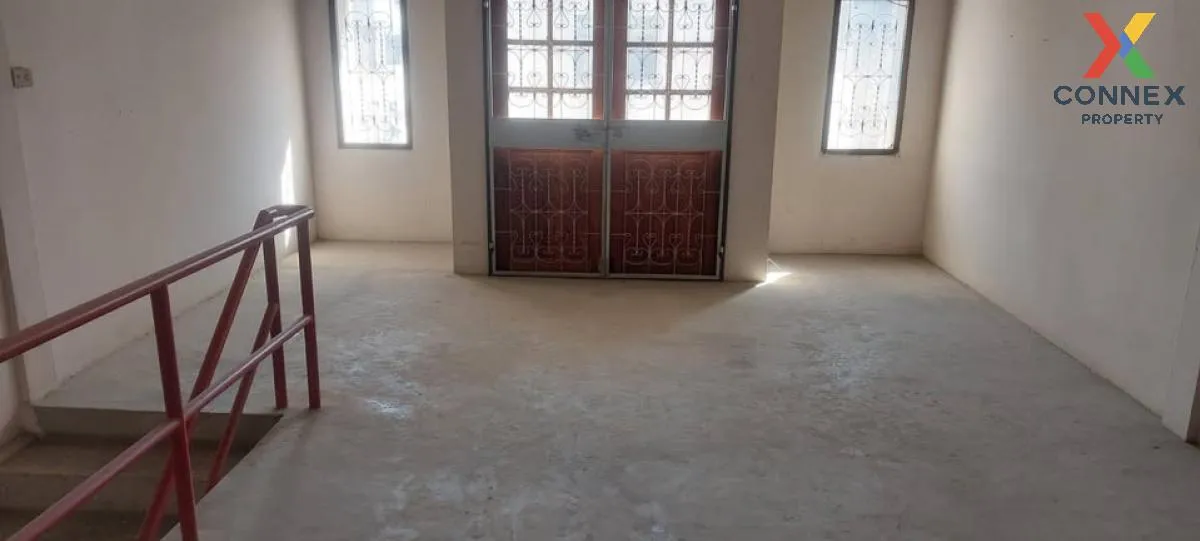 ขายอาคารพาณิชย์ 3 ชั้นครึ่ง   แพรกษา เมืองสมุทรปราการ สมุทรปราการ