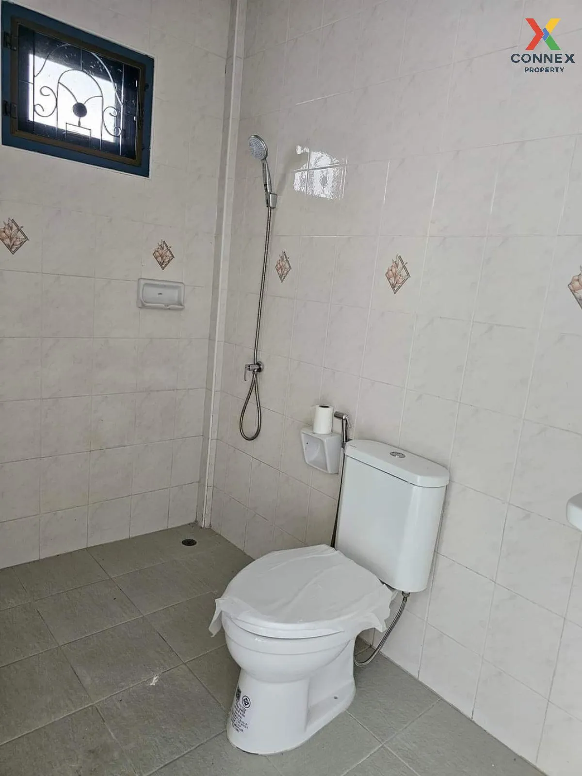 For Sale Townhouse/Townhome  , Baan Phrae Ma Phorn klong 11 , cor