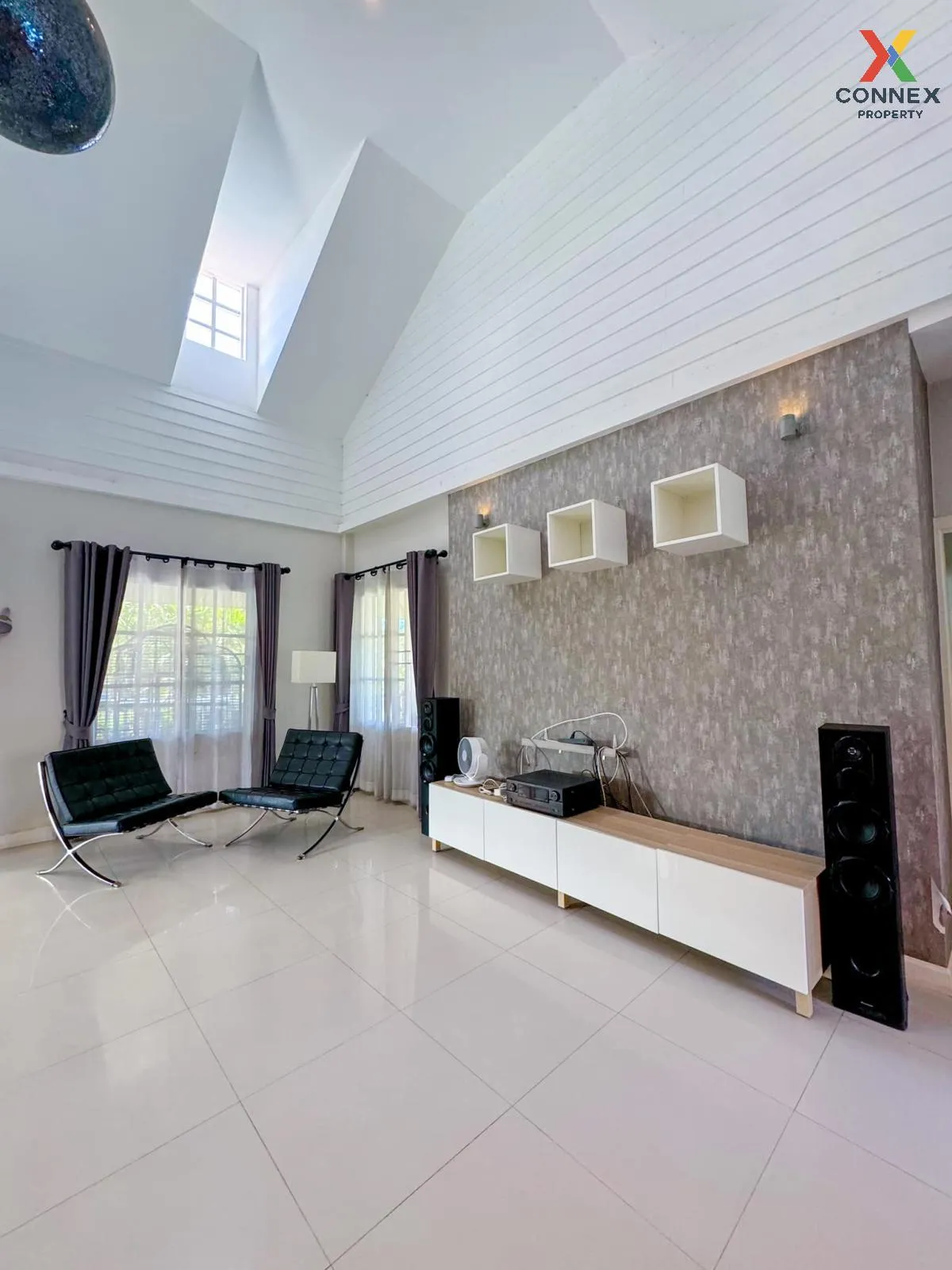 ขายบ้าน  เพลินนารี่ พาร์ค วิวสวย ห้องมุม หน้ากว้าง เมืองพัทยา บาง