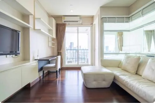 เช่าคอนโด  ไอวี่ ทองหล่อ BTS-ทองหล่อ คลองตันเหนือ เขต วัฒนา กรุงเทพ CX-12295