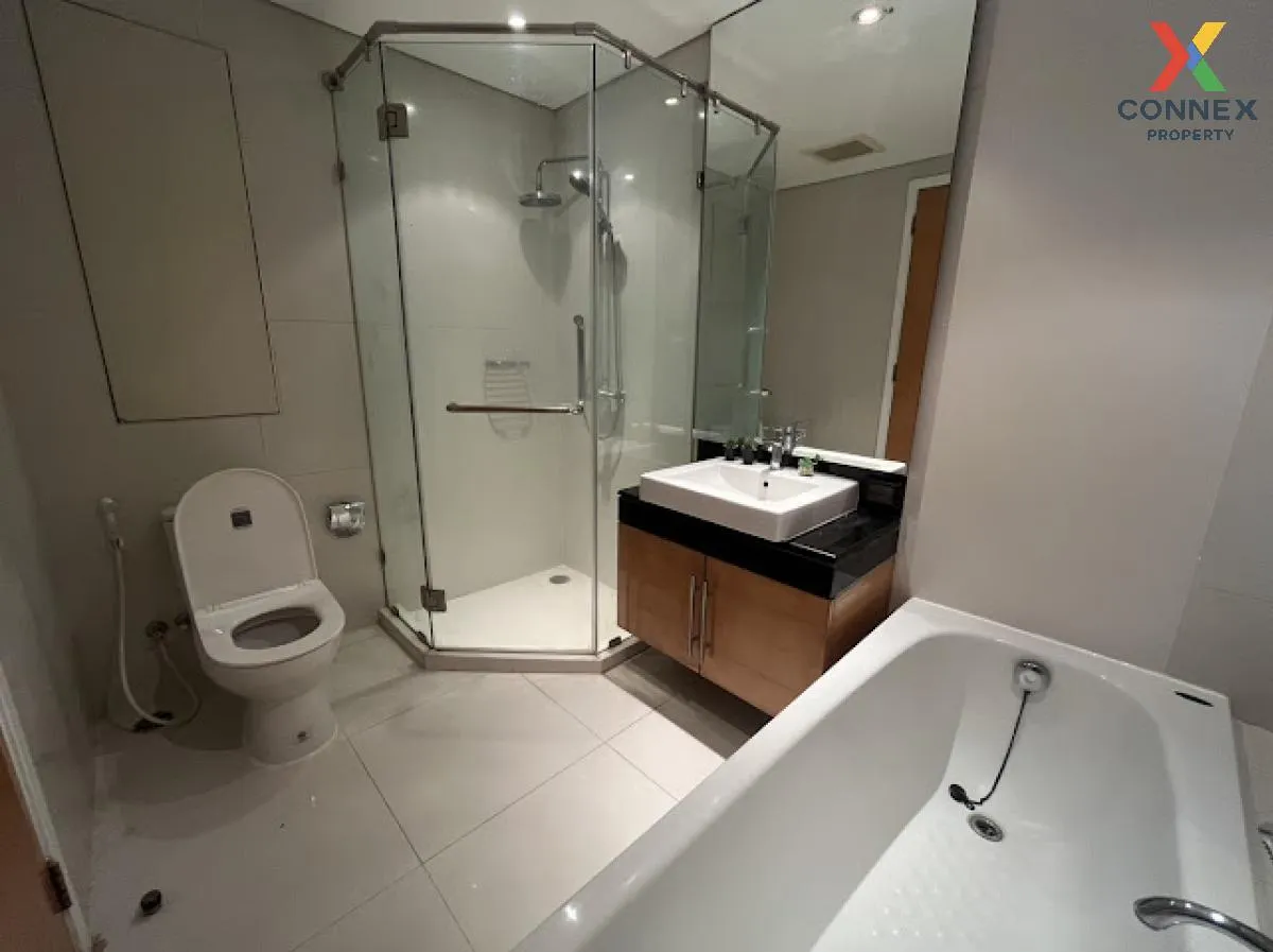 For Sale Condo , Fullerton Sukhumvit , nice view , BTS-Ekkamai ,  4