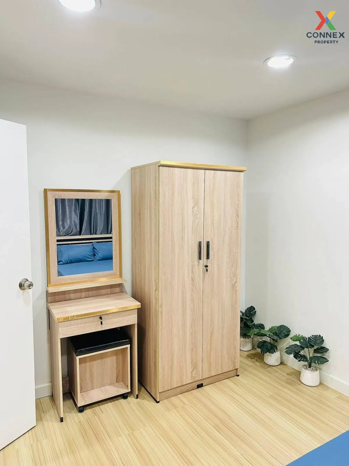 เช่าคอนโด  เดอะ เพลน เนอรี่ สาทร BTS-กรุงธนบุรี คลองต้นไทร เขต คล