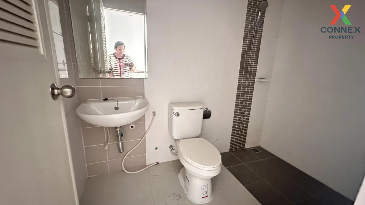 For Sale Townhouse/Townhome  , Metrotown 3 Huai Wang Nong , Rai N