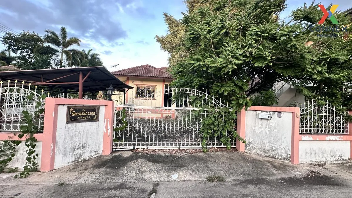 For Sale House , Duangruthai , corner unit , Saen Suk , Warin Cha 1