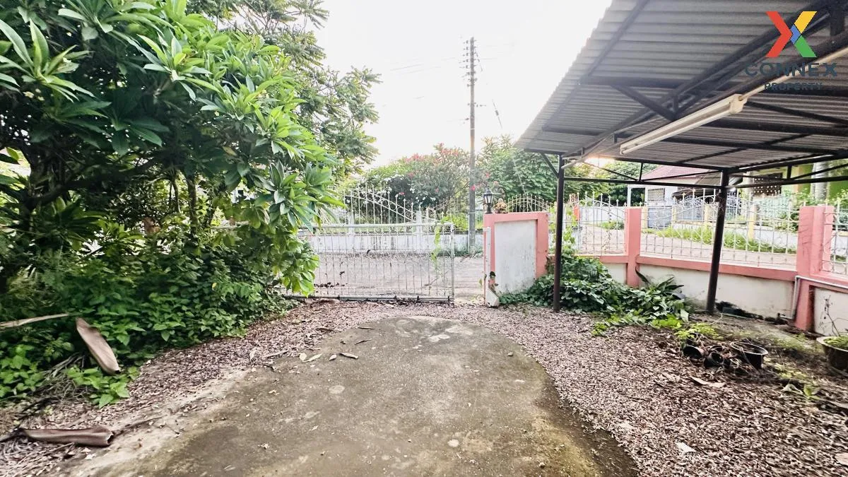 For Sale House , Duangruthai , corner unit , Saen Suk , Warin Cha 3