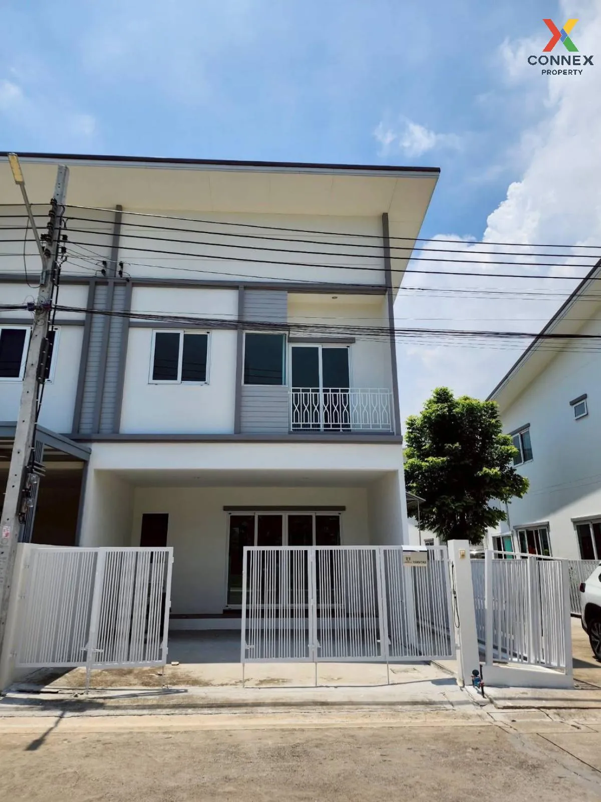 For Sale Townhouse/Townhome  , The Miracle Phetkasem 63 Project 3 1