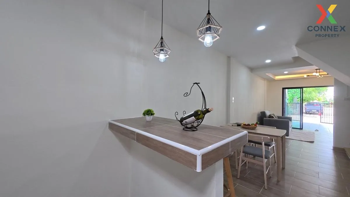 ขายทาวน์เฮ้าส์/ทาวน์โฮม  บ้านวรางกูล เลียบคลองสอง บางชัน เขต คลอง