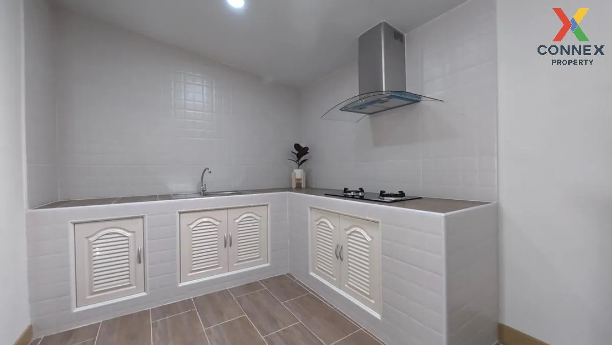 ขายทาวน์เฮ้าส์/ทาวน์โฮม  บ้านวรางกูล เลียบคลองสอง บางชัน เขต คลอง