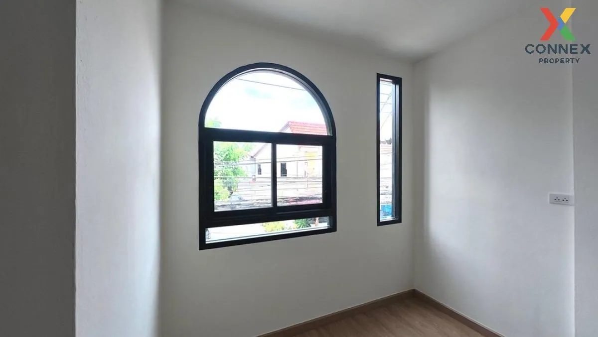 ขายทาวน์เฮ้าส์/ทาวน์โฮม  บ้านวรางกูล เลียบคลองสอง บางชัน เขต คลอง