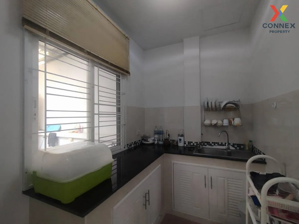 ขายทาวน์เฮ้าส์/ทาวน์โฮม   ฟลอร่าวิลล์ ศรีนครินทร์-เทพารักษ์ บางเม