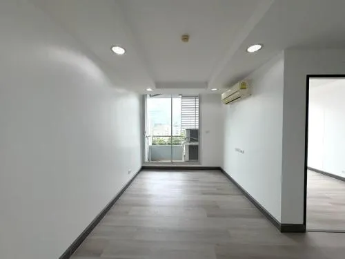 ขายคอนโด  เดอะ คริส เอ็กซ์ตร้า 4 MRT-สุทธิสาร ดินแดง เขต ห้วยขวาง กรุงเทพ CX-123048