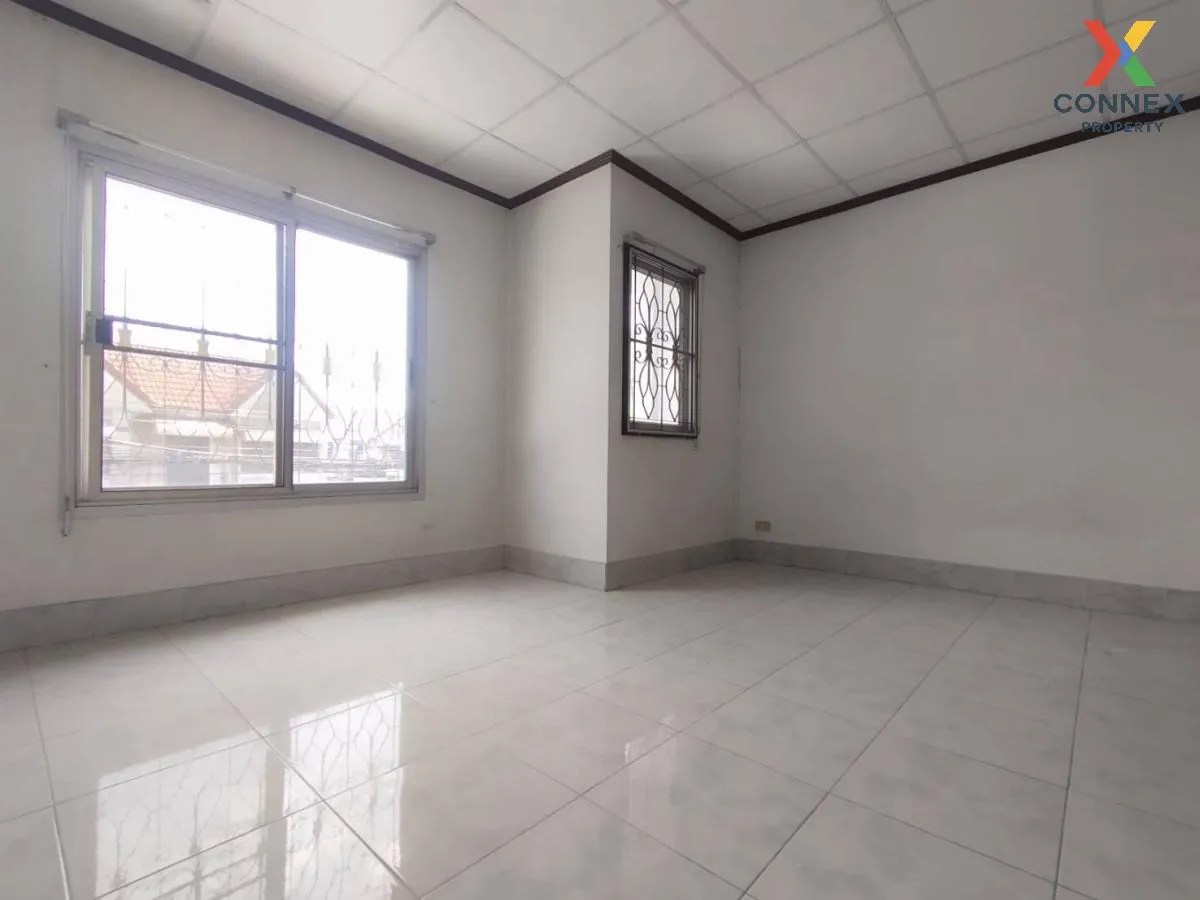 For Sale Townhouse/Townhome  , Garden Home Theparak , Thepharak , 4