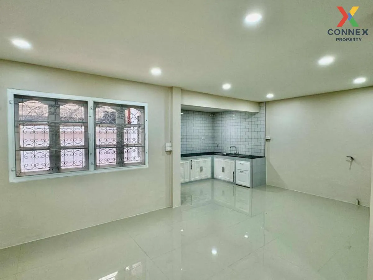 ขายทาวน์เฮ้าส์/ทาวน์โฮม  ทิพย์นคร นนทบุรี MRT-แยกติวานนท์ บางเขน 