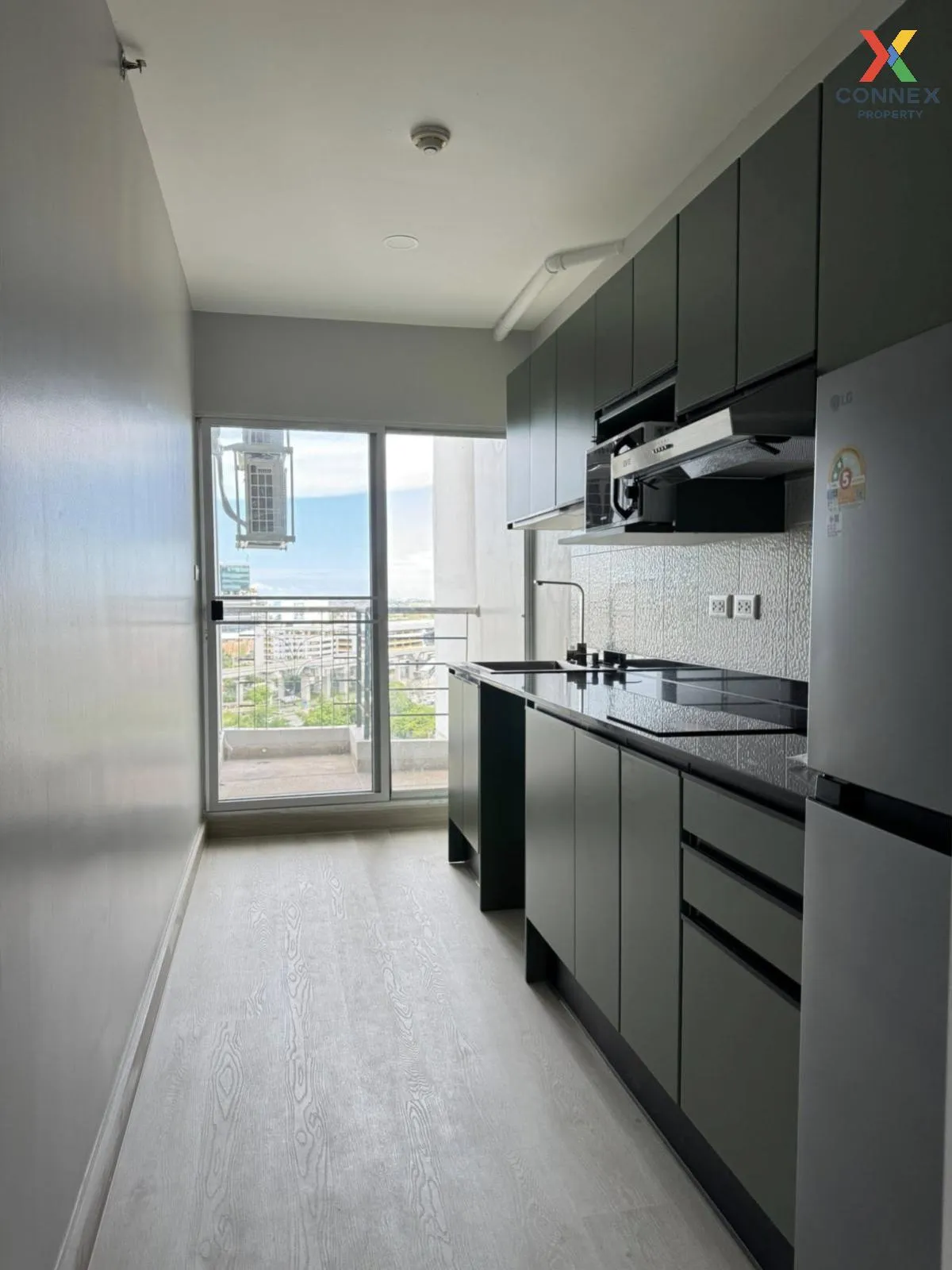 For Sale Condo , Supalai Park Srinakarin , newly renovated , MRT-