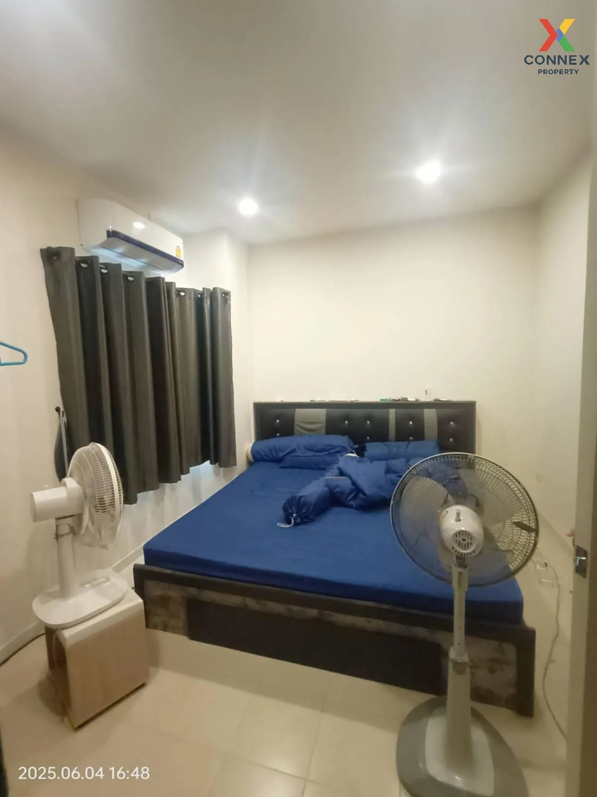 For Sale Townhouse/Townhome  , Poomjainivate 3 , corner unit , Na