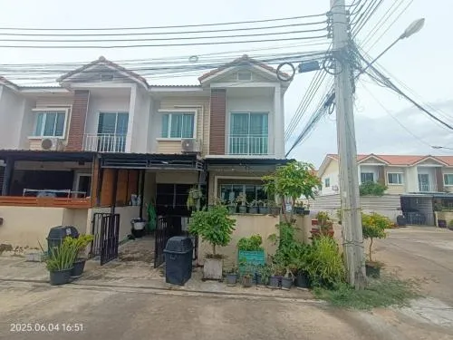 For Sale Townhouse/Townhome  , Poomjainivate 3 , corner unit , Nai Khlong Bang Pla Kot , Phra Samut Chedi , Samut Prakarn , CX-123160