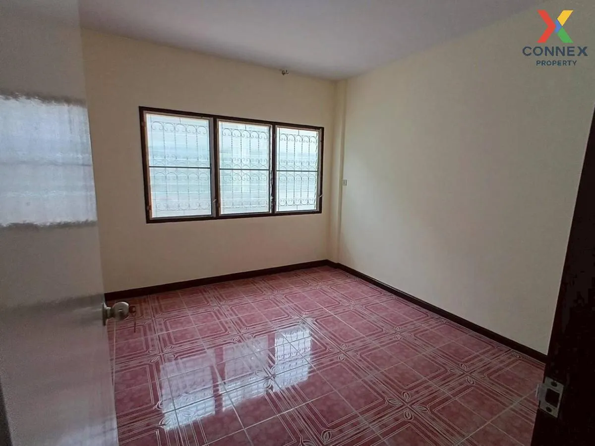 For Sale Townhouse/Townhome  , Sinthawee Ngam Charoen , Tha Kham 