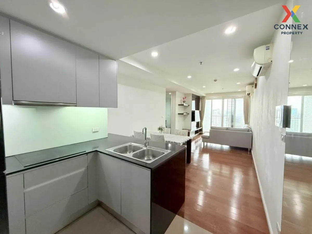 For Rent Condo , 15 Sukhumvit Residences , nice view , BTS-Nana ,