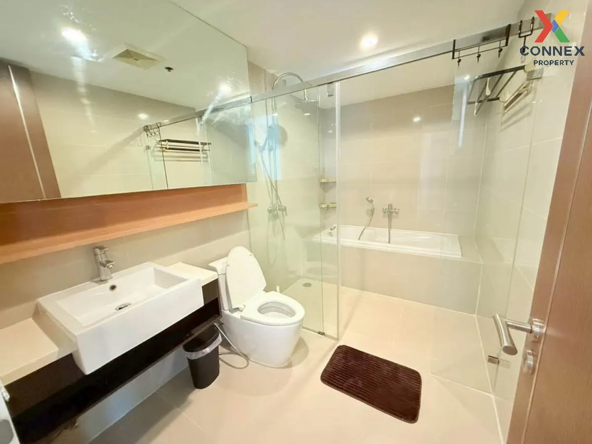 For Rent Condo , 15 Sukhumvit Residences , nice view , BTS-Nana ,