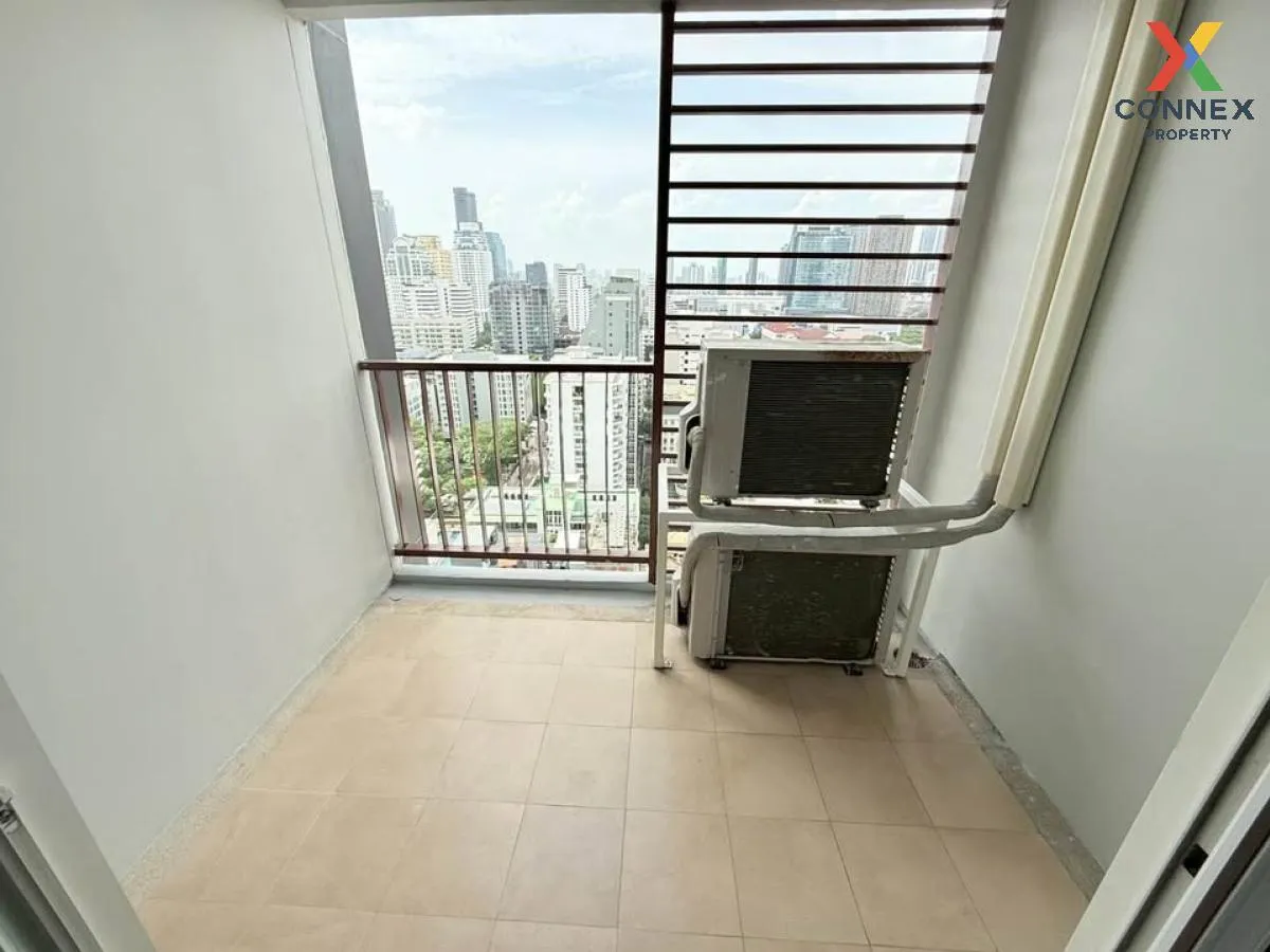 For Rent Condo , 15 Sukhumvit Residences , nice view , BTS-Nana ,
