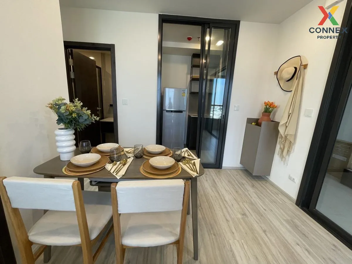 For Rent Condo , XT Huaikhwang , high floor , corner unit , MRT-H For Rent Condo , XT Huaikhwang , high floor , corner unit , MRT-H 3