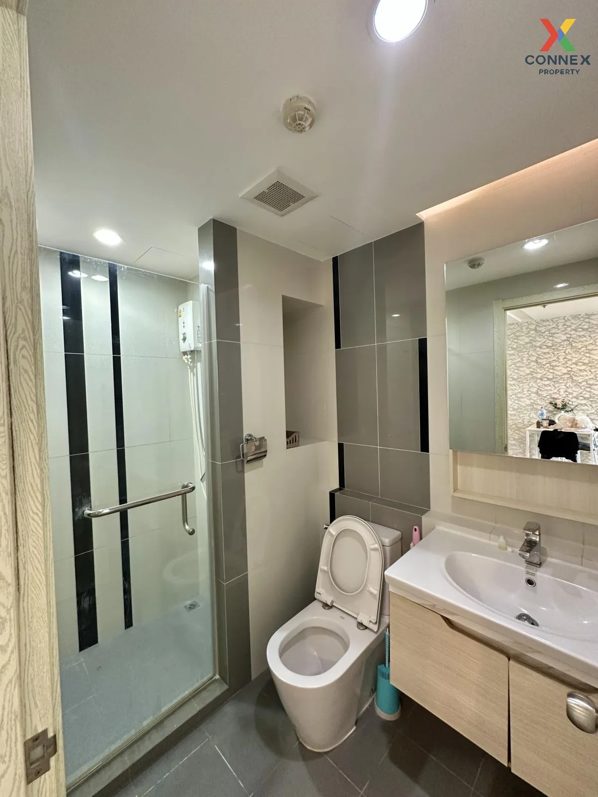 For Rent Condo , Artemis Sukhumvit 77 , nice view , high floor ,  For Rent Condo , Artemis Sukhumvit 77 , nice view , high floor ,