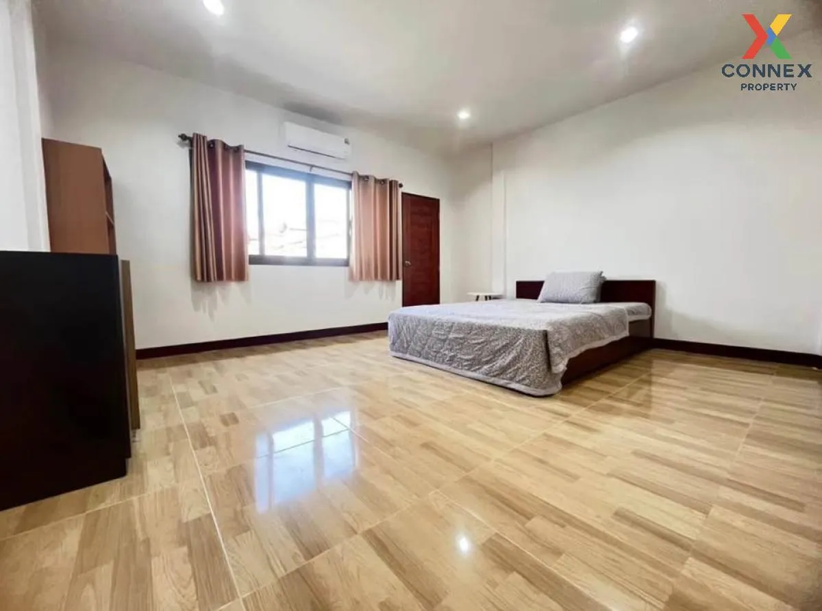 ขายทาวน์โฮม ซอยนวลจันทร์ 36 นวลจันทร์ เขต บึงกุ่ม กรุงเทพ CX-1232 ขายทาวน์โฮม ซอยนวลจันทร์ 36 นวลจันทร์ เขต บึงกุ่ม กรุงเทพ CX-1232