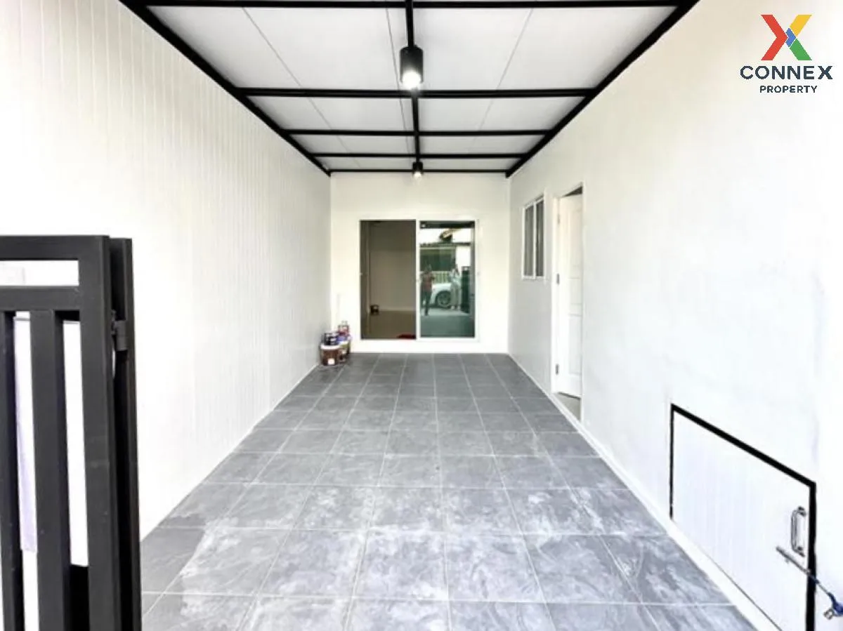 For Sale Townhouse/Townhome  , Green Garden Home Klong 11 , Bueng 2