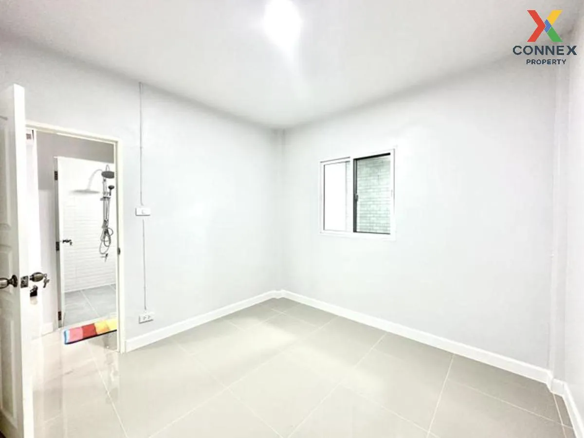 For Sale Townhouse/Townhome  , Green Garden Home Klong 11 , Bueng