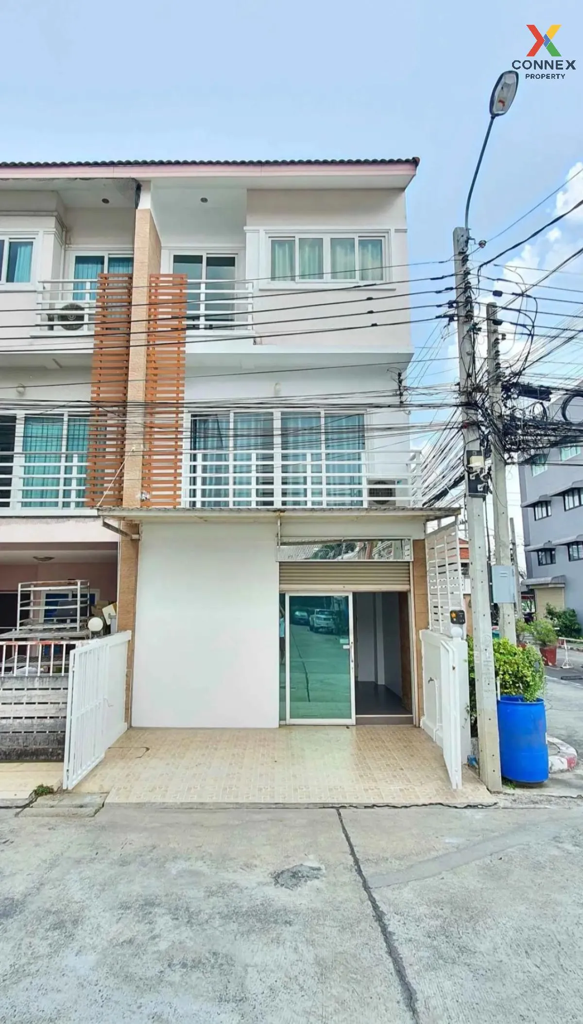 For Rent Townhouse/Townhome  , Home In Town Paholyothin 73 , BTS- For Rent Townhouse/Townhome  , Home In Town Paholyothin 73 , BTS-