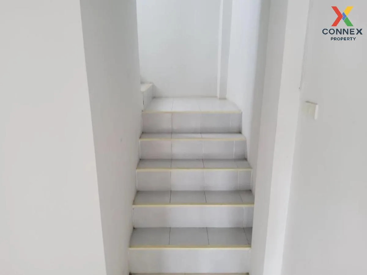 ขายอาคารพาณิชย์  น้ำเพชร 5 ชั้นสูง หน้ากว้าง ท่าระหัด เมืองสุพรรณ ขายอาคารพาณิชย์  น้ำเพชร 5 ชั้นสูง หน้ากว้าง ท่าระหัด เมืองสุพรรณ