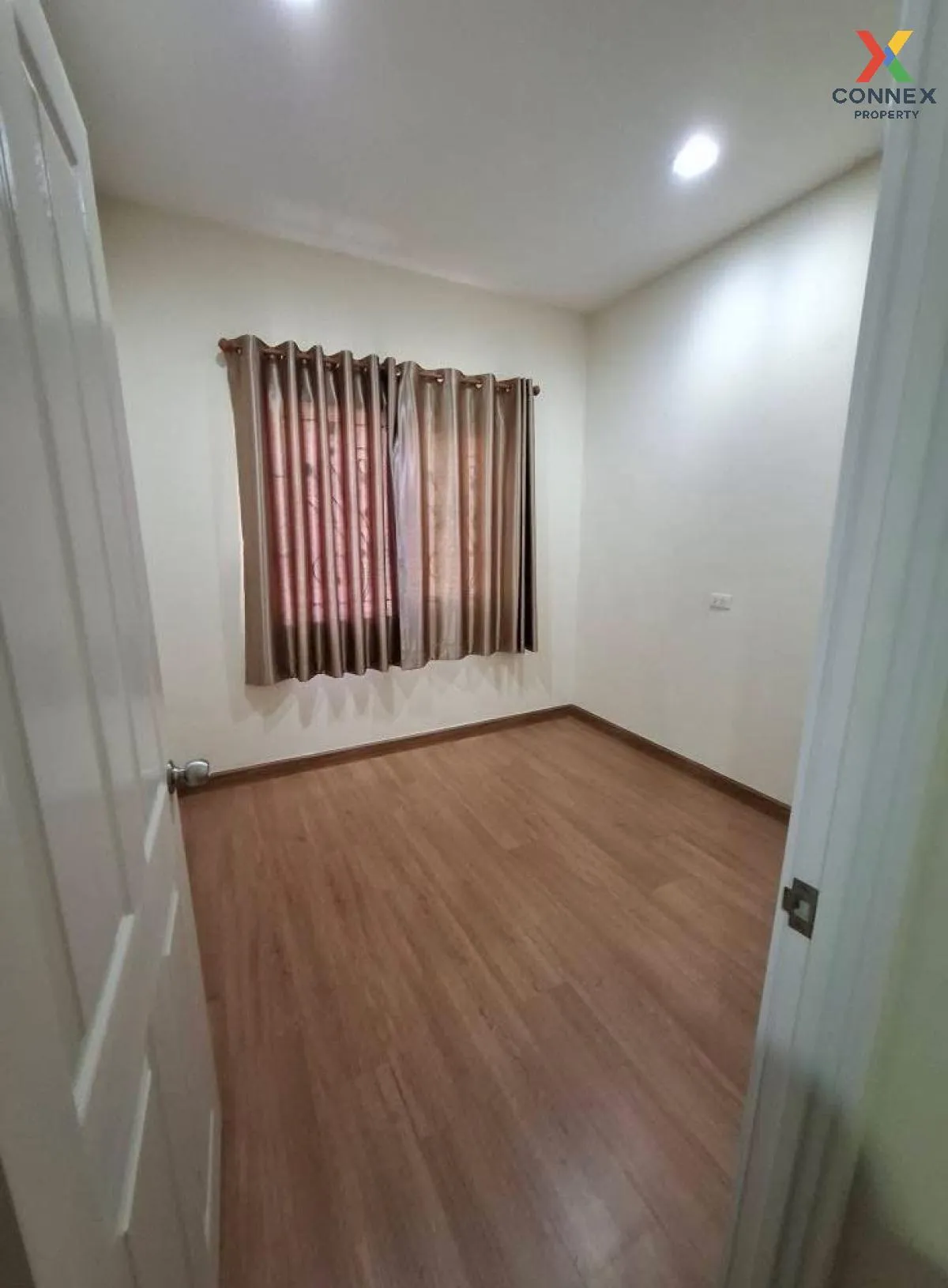 ขายทาวน์เฮ้าส์/ทาวน์โฮม  โกลเด้น ทาวน์ บางนา-สวนหลวง ดอกไม้ เขต ป ขายทาวน์เฮ้าส์/ทาวน์โฮม  โกลเด้น ทาวน์ บางนา-สวนหลวง ดอกไม้ เขต ป