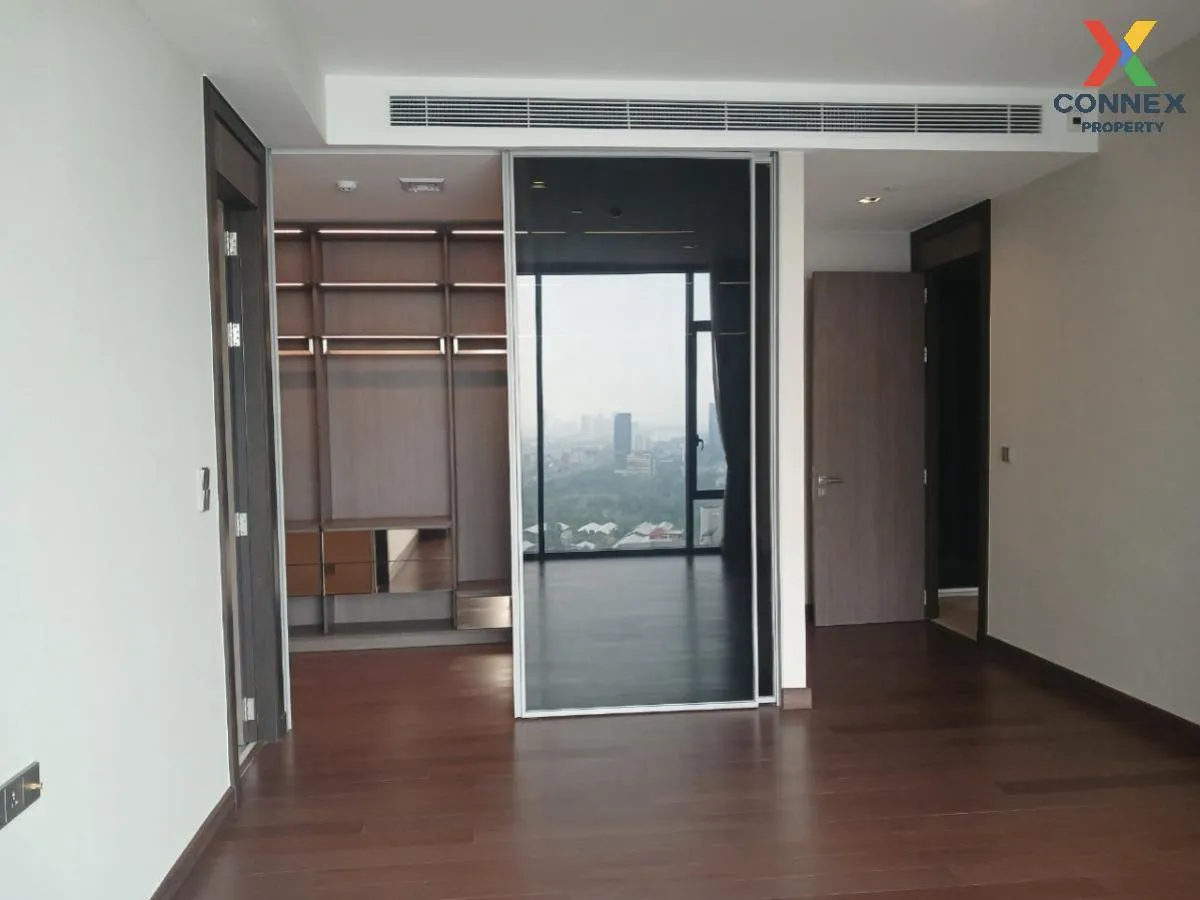 ขายคอนโด  คิว วัน สุขุมวิท เพนท์เฮ้าส์ วิวสวย ชั้นสูง ห้องมุม หน้