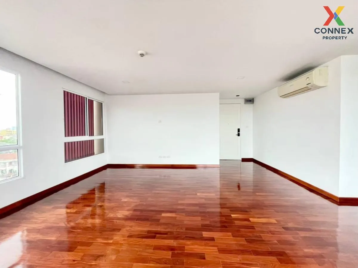 ขายคอนโด  ซี สไตล์ คอนโด ห้องมุม หน้ากว้าง MRT-สุทธิสาร สามเสนนอก