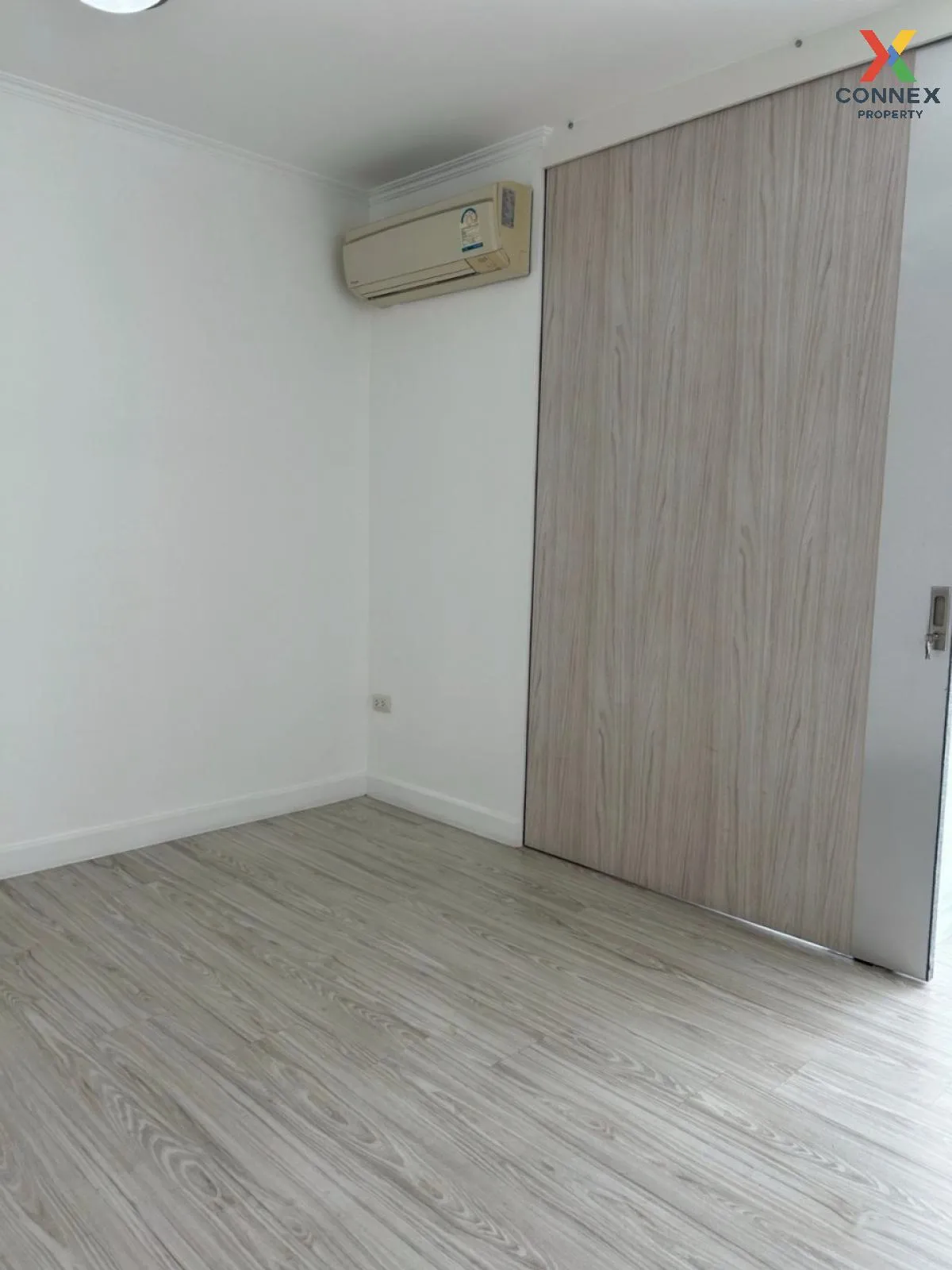 For Sale Condo , G STYLE CONDO , MRT-Huai Khwang , Sam Saen Nok ,