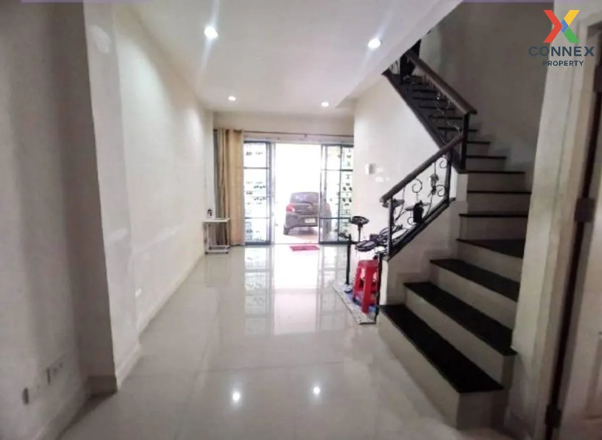 ขายทาวน์เฮ้าส์/ทาวน์โฮม  เดอะ เบทโต้ หน้ากว้าง MRT-ภาษีเจริญ คลอง 4