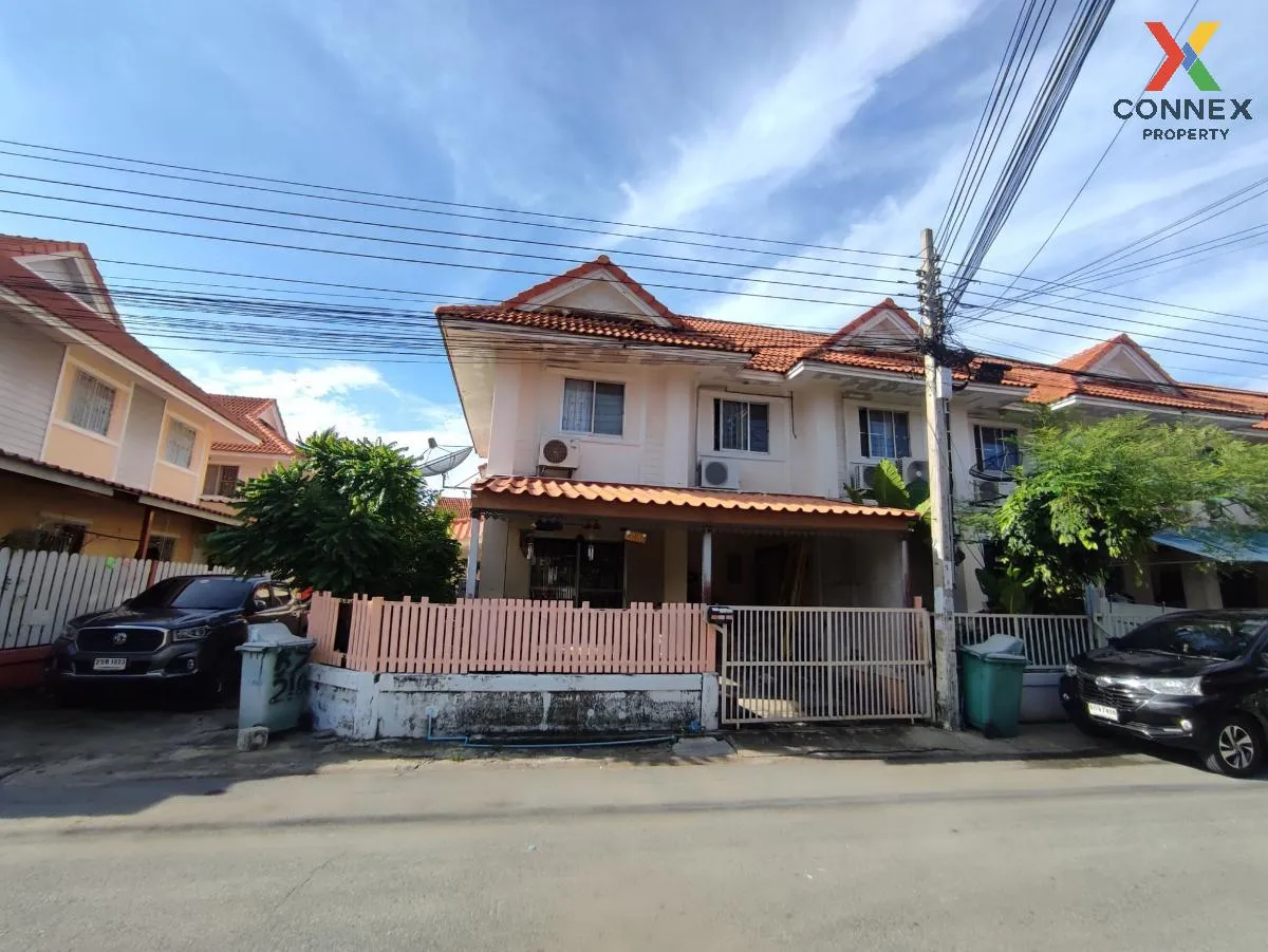 For Sale Townhouse/Townhome  , Pruksa 34 Panalee , corner unit ,  1