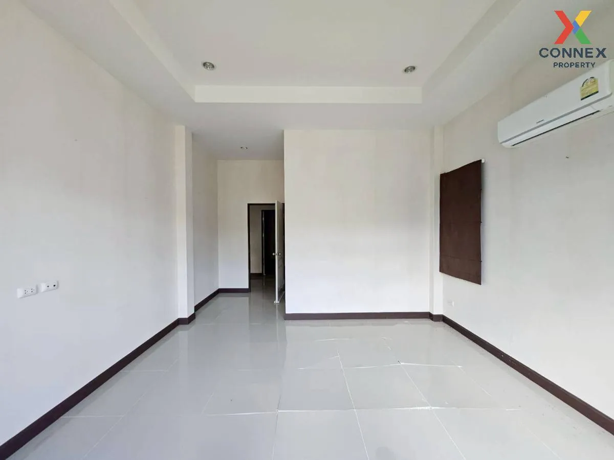 For Sale House , The Palm Beach , wide frontage , Phla , Ban Chan For Sale House , The Palm Beach , wide frontage , Phla , Ban Chan