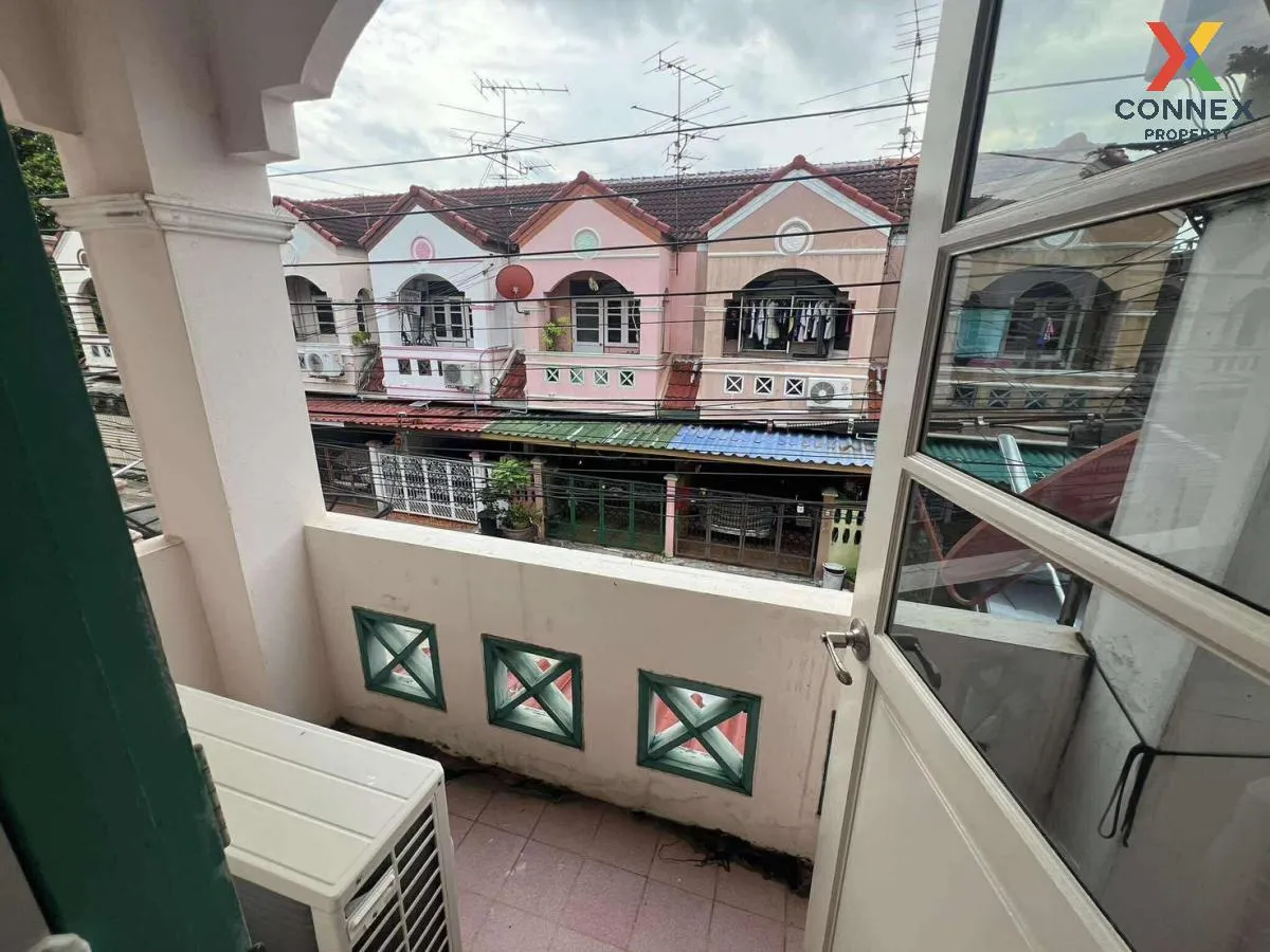 For Sale Townhouse/Townhome  , Tasanee Niwet 3 , Thung Khu , Thun