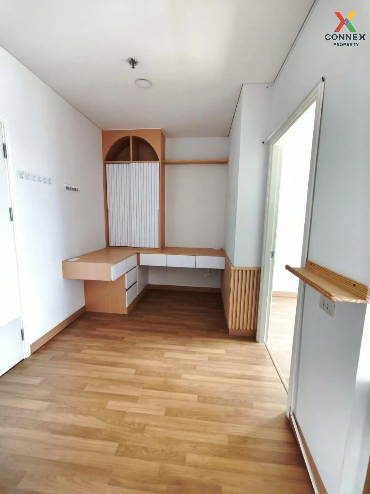 เช่าคอนโด  ลุมพินี เพลส รัชดา - สาธุ ชั้นสูง BTS-ช่องนนทรี ช่องนน