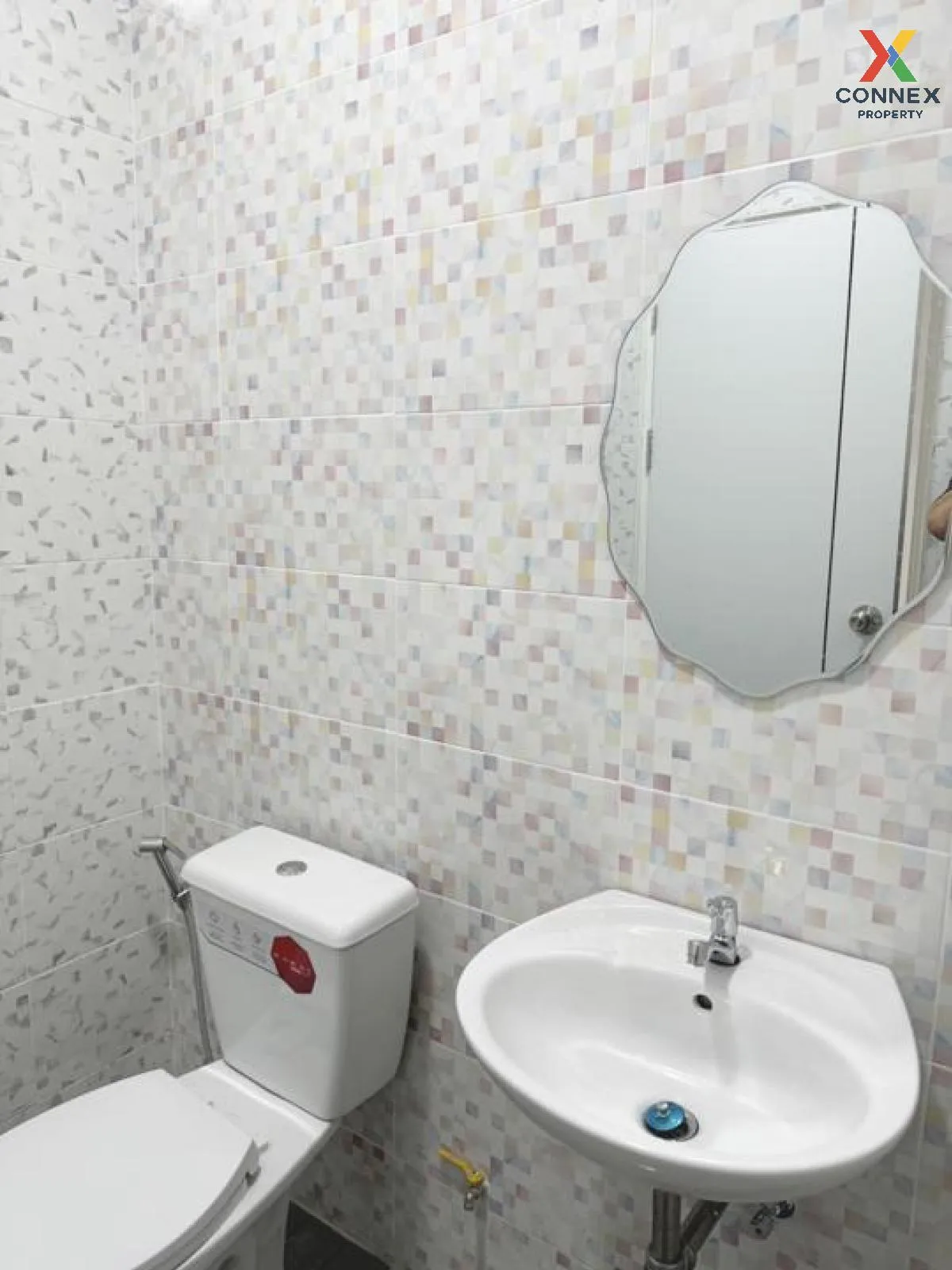 ขายทาวน์เฮ้าส์/ทาวน์โฮม  นริศรา คลอง 11 บึงน้ำรักษ์ ธัญบุรี ปทุมธ