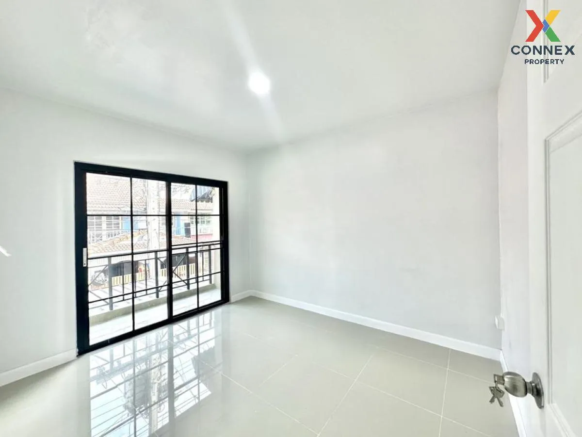 For Sale Townhouse/Townhome  , Baan Pruksa 11 , Khlong Sam , khlo