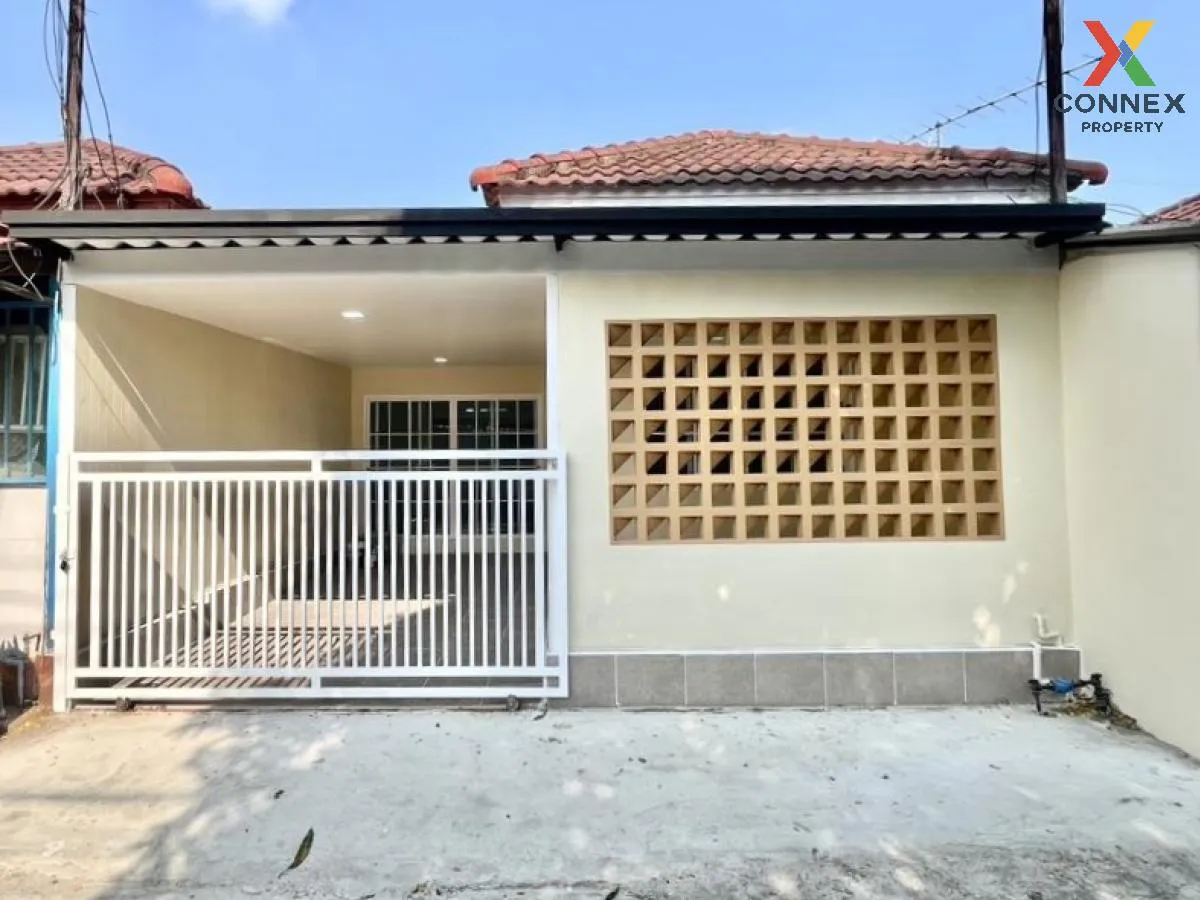 ขายทาวน์เฮ้าส์/ทาวน์โฮม  บ้านพรธิสาร 5 ลำผักกูด ธัญบุรี ปทุมธานี  1