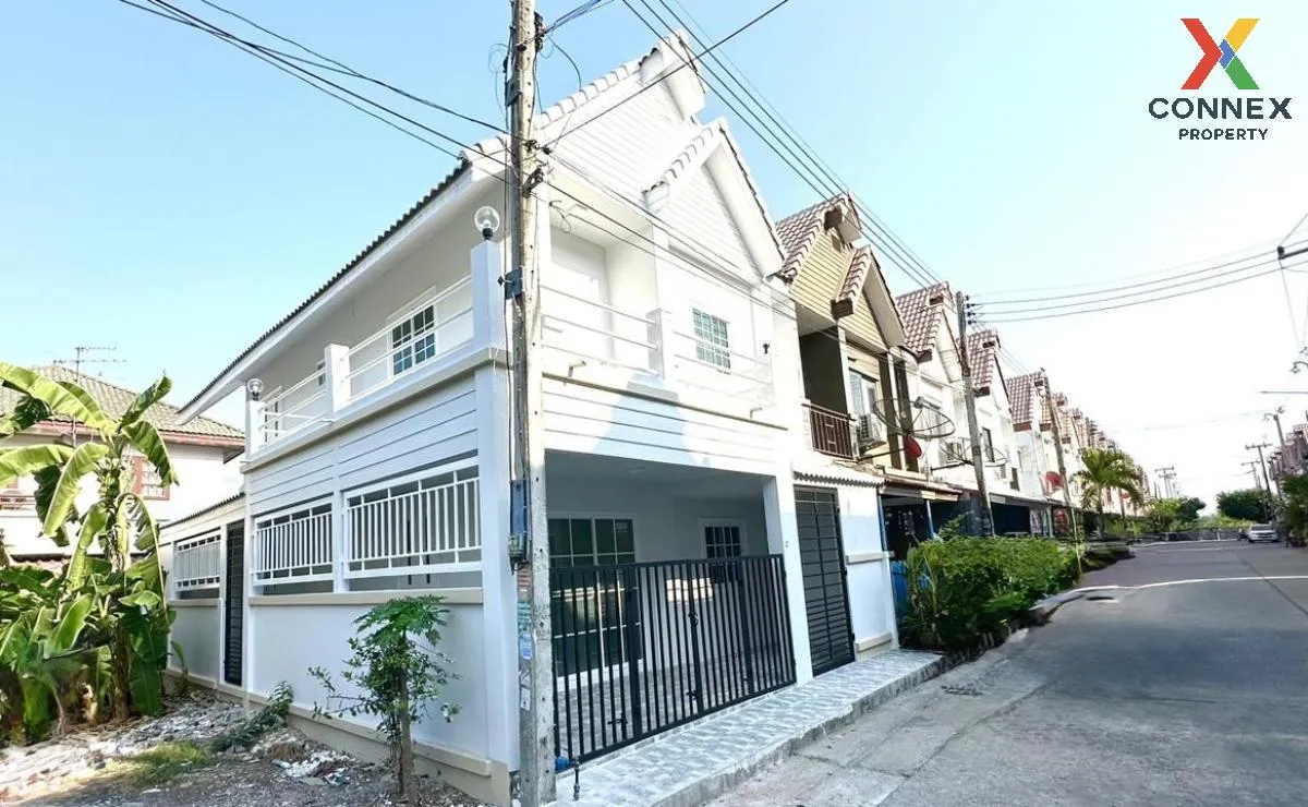 For Sale Townhouse/Townhome  , Saptepa-Pitpimook , Rangsit , Than 2