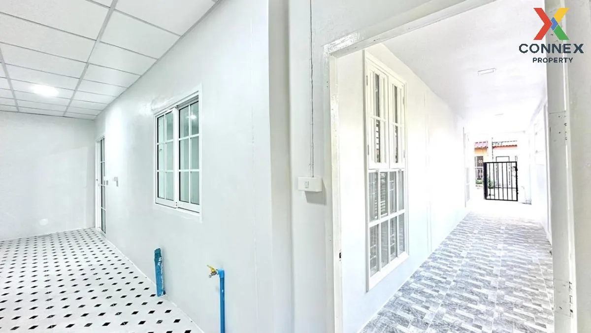 For Sale Townhouse/Townhome  , Saptepa-Pitpimook , Rangsit , Than
