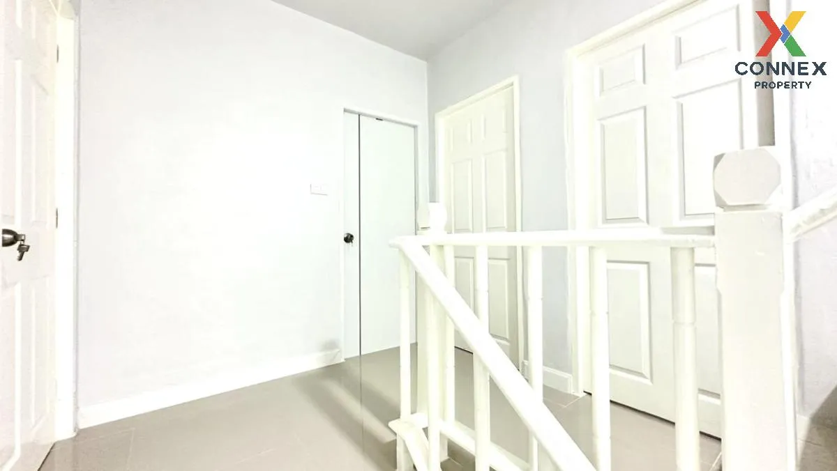 For Sale Townhouse/Townhome  , Saptepa-Pitpimook , Rangsit , Than